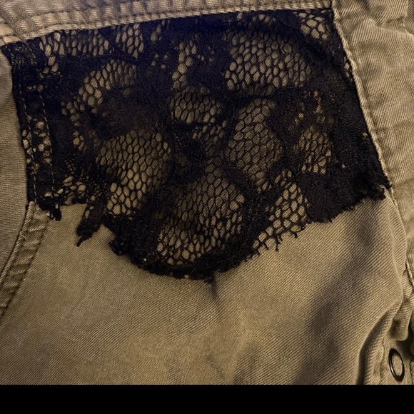 H&M Olive Green Black Lace Button Down Shirt Long Sleeve Top Soft Suede Touch 2 - Picture 5 of 9